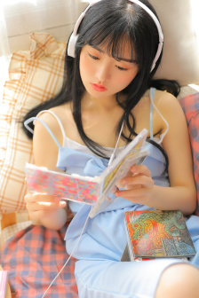 小龙女玉足娇喘蕾丝湿润